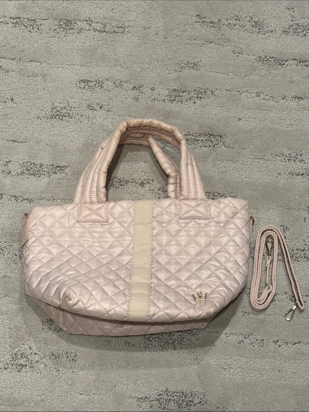Oliver Thomas barely used. Quilted Light Pink Women's Totewith Detachable Strap